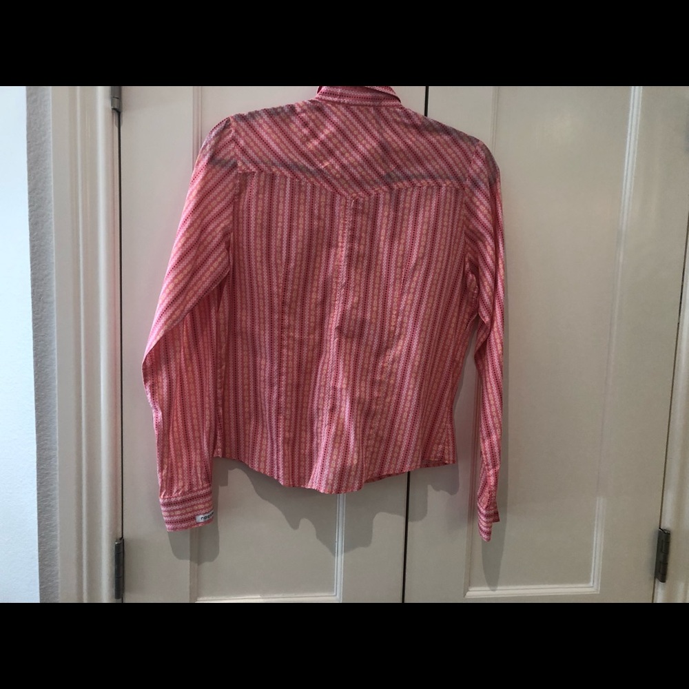 Button down top - Picture 4 of 5